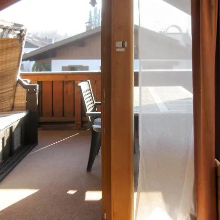 Eberhorn Apartment *